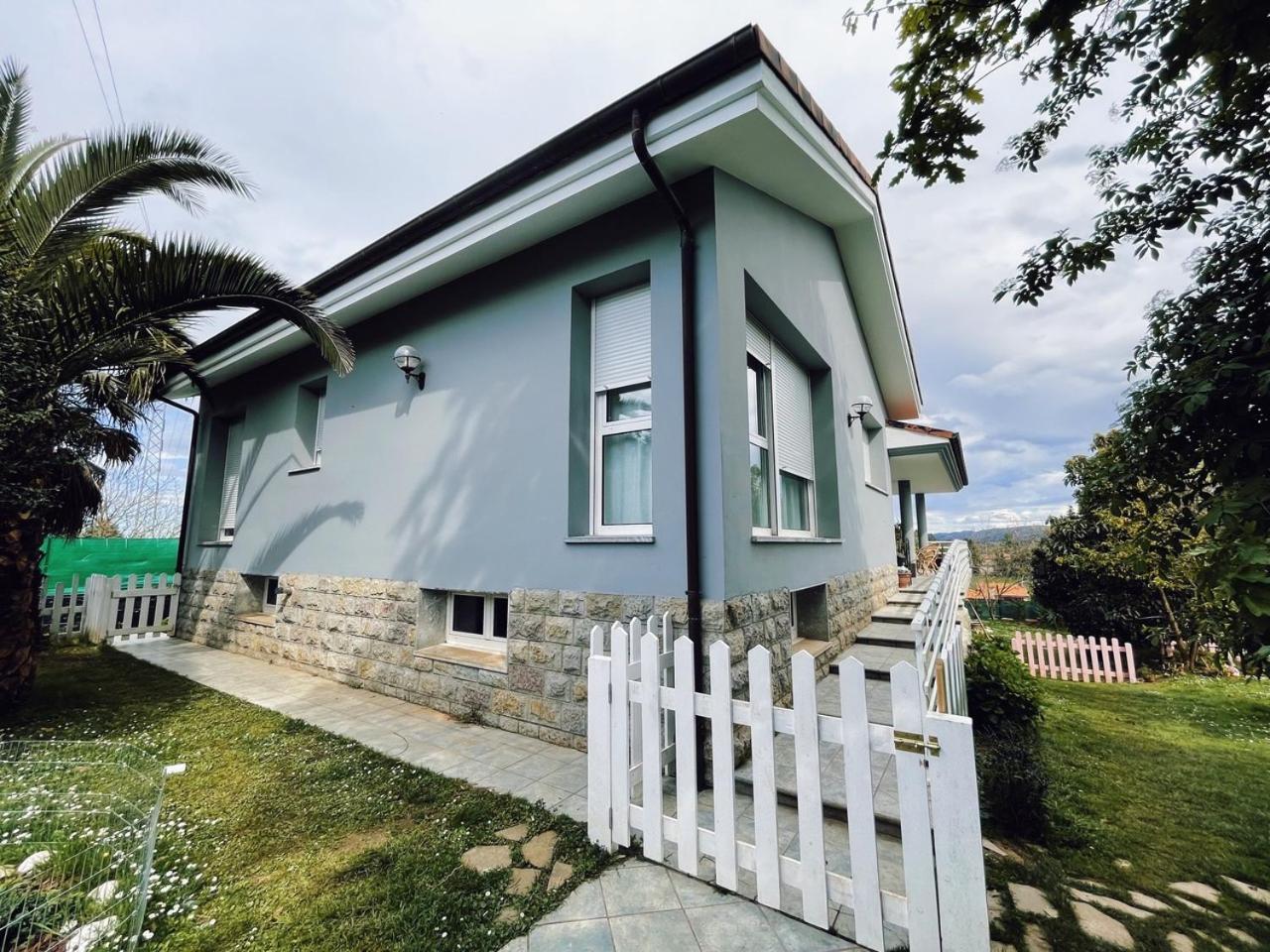 Kasaboba Villa Parres de Llanes ภายนอก รูปภาพ